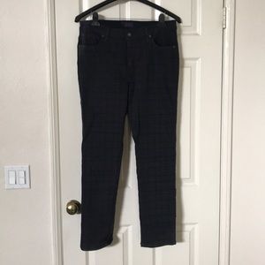James Jeans, size 16. Midnight plaid NWT